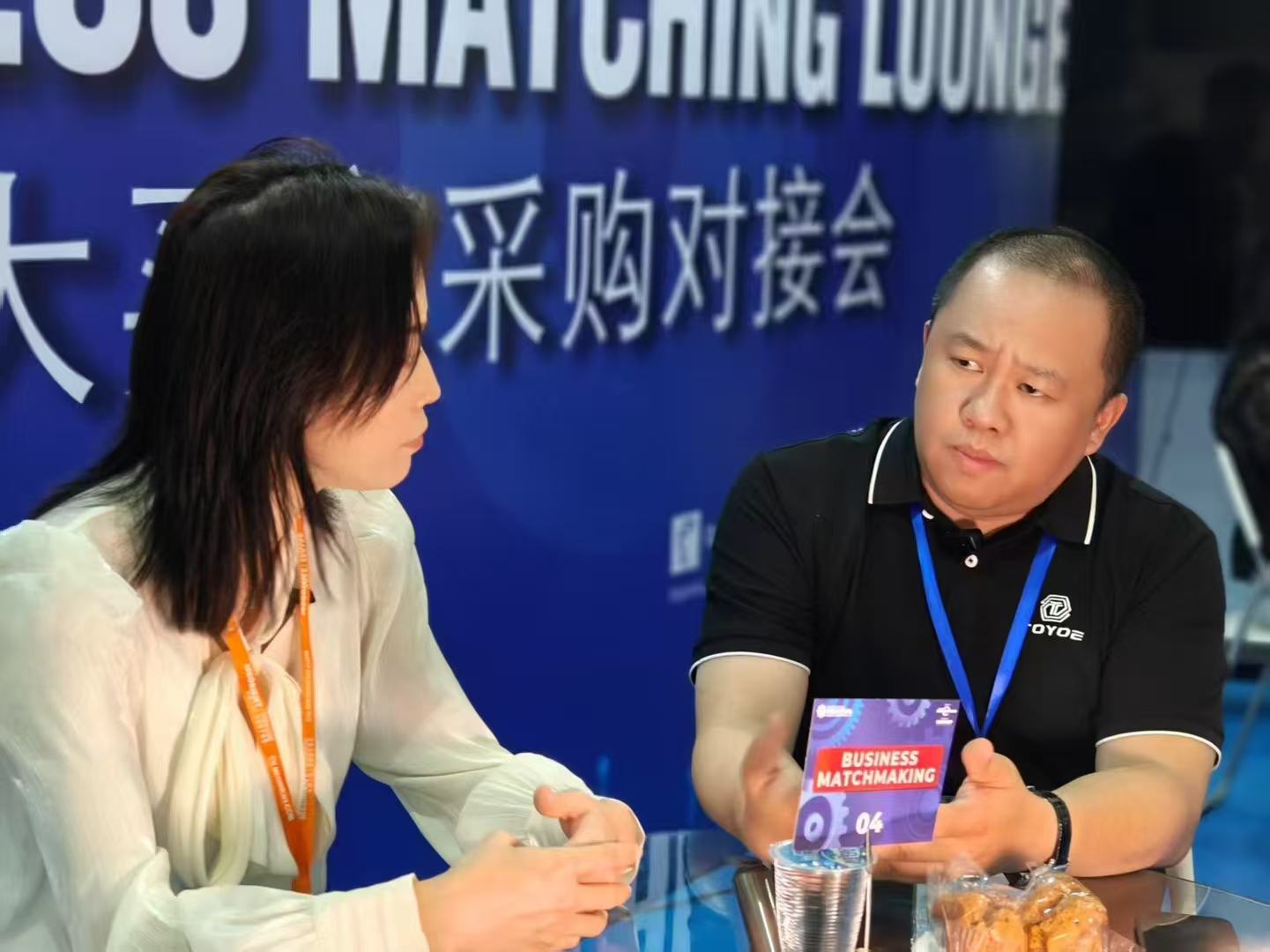 Photo de groupe &agrave; l'exposition