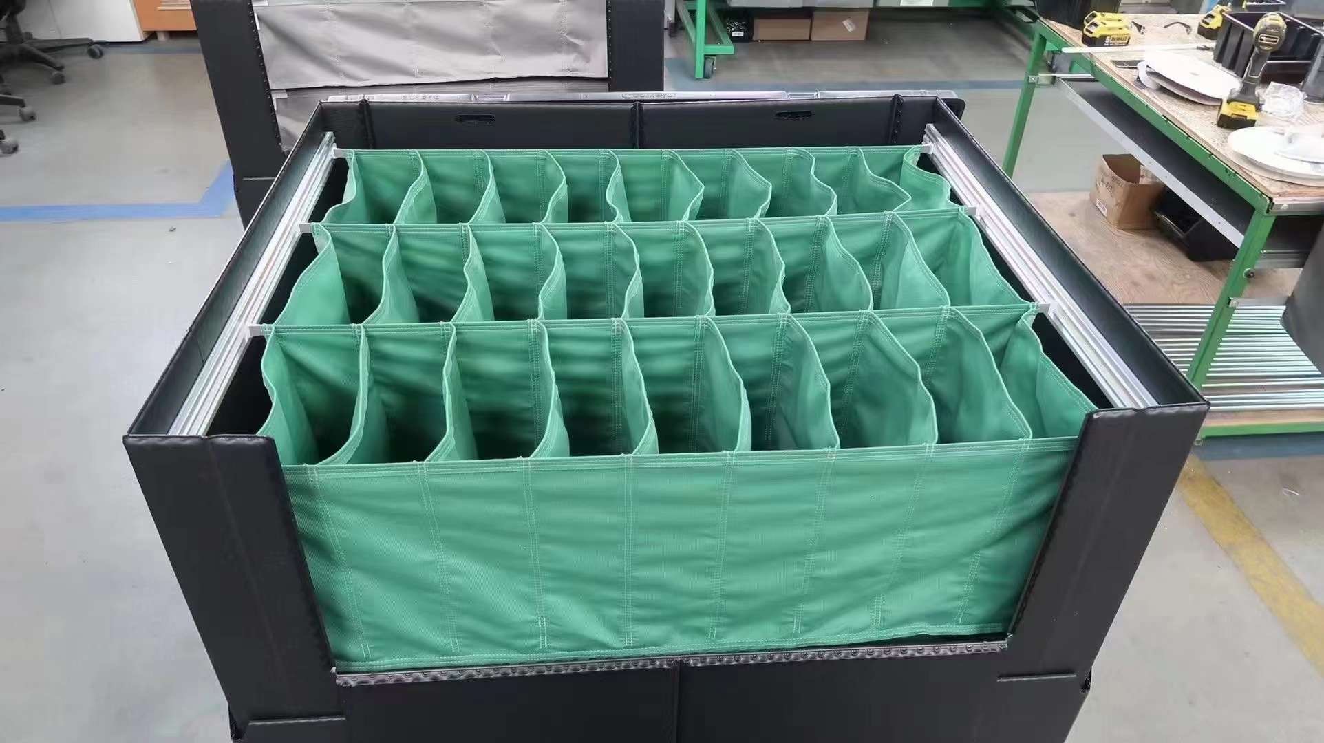 Guardmaster Container pliable - Mil-std amortissant pour des instruments délicats