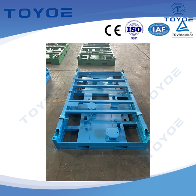 Le rack pliable bleu pliable est pour l'emballage des pneus de voiture.