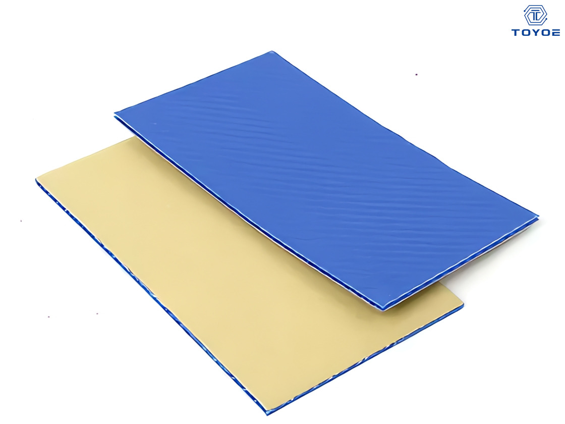Carte d'emballage en nid d'abeille pliable (plastique recyclé)