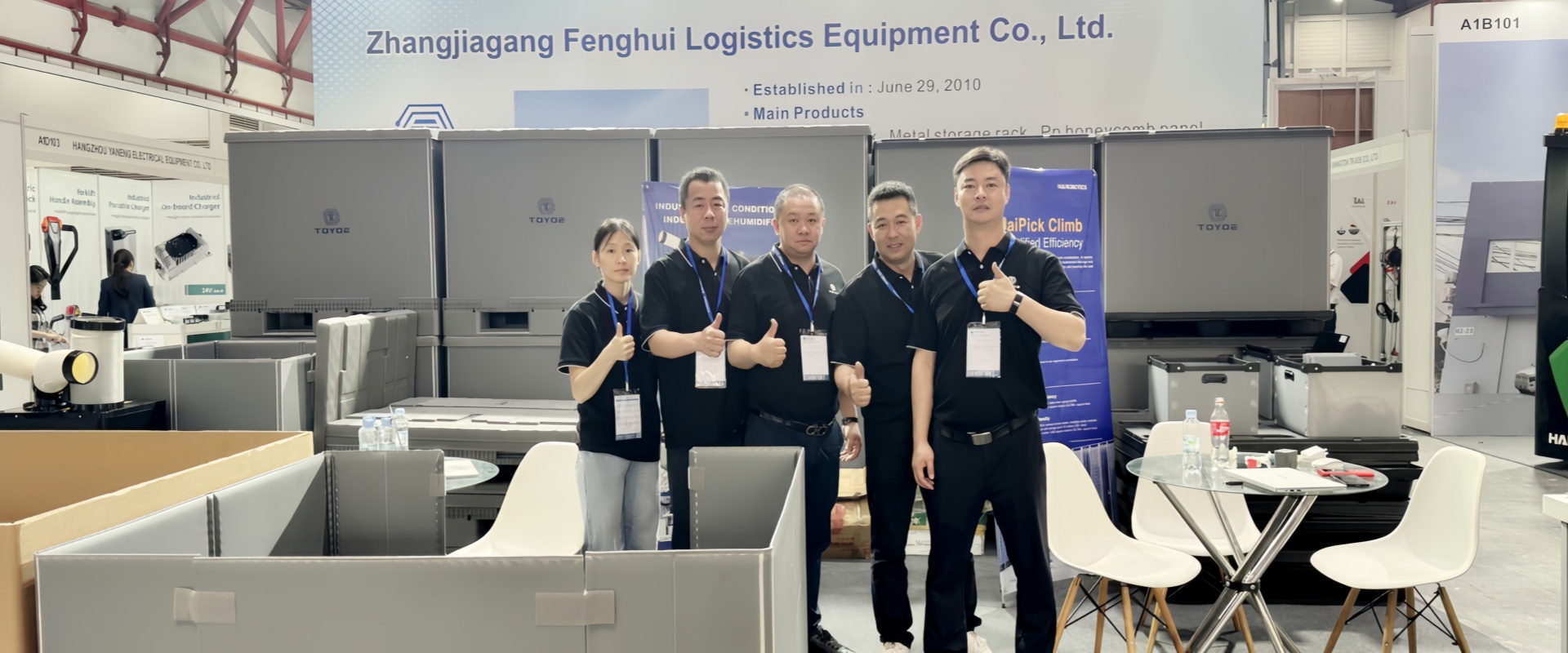 Photo de groupe des exposants