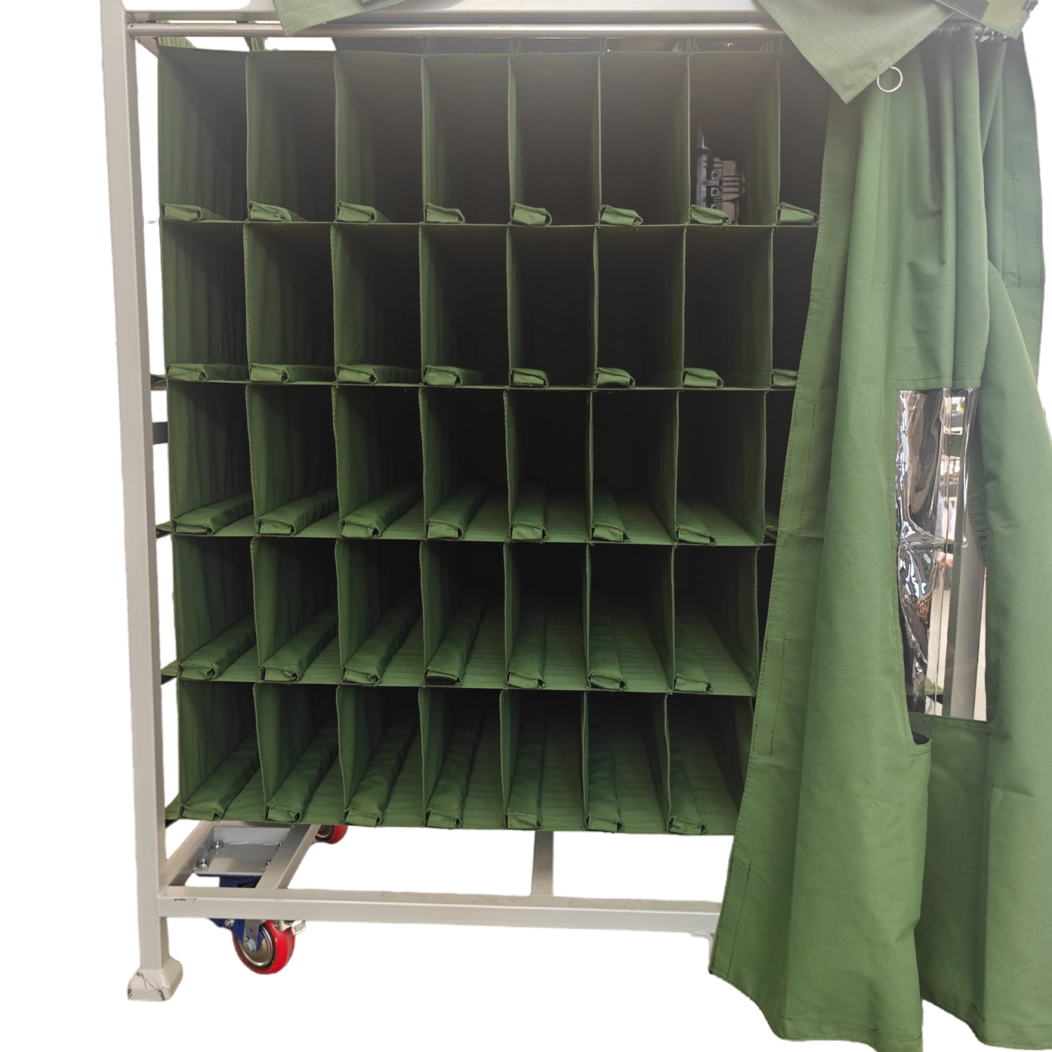 Des supports métalliques empilables et pliables pour les batteries de voiture, parfaits pour l'expédition.