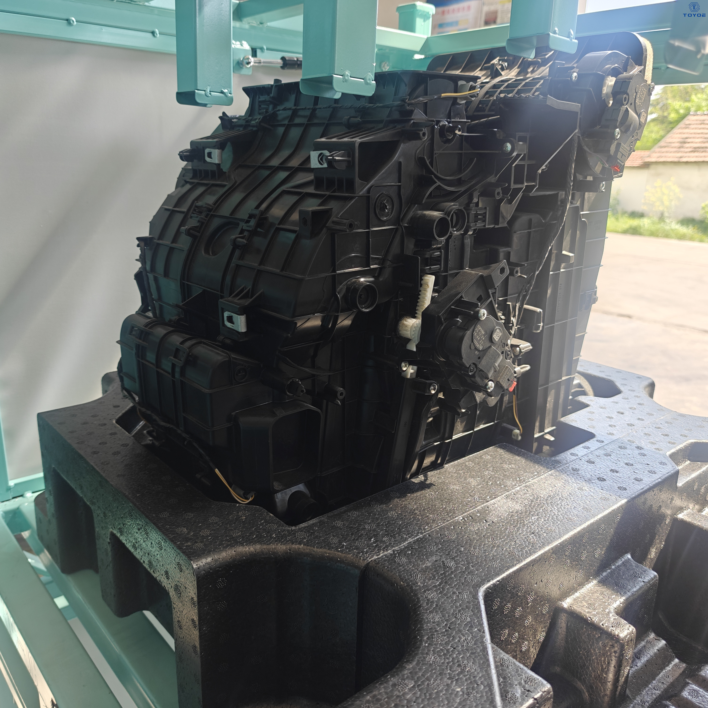 Nouvelle doublure personnalisée de rack de stockage pour stocker les pièces automobiles