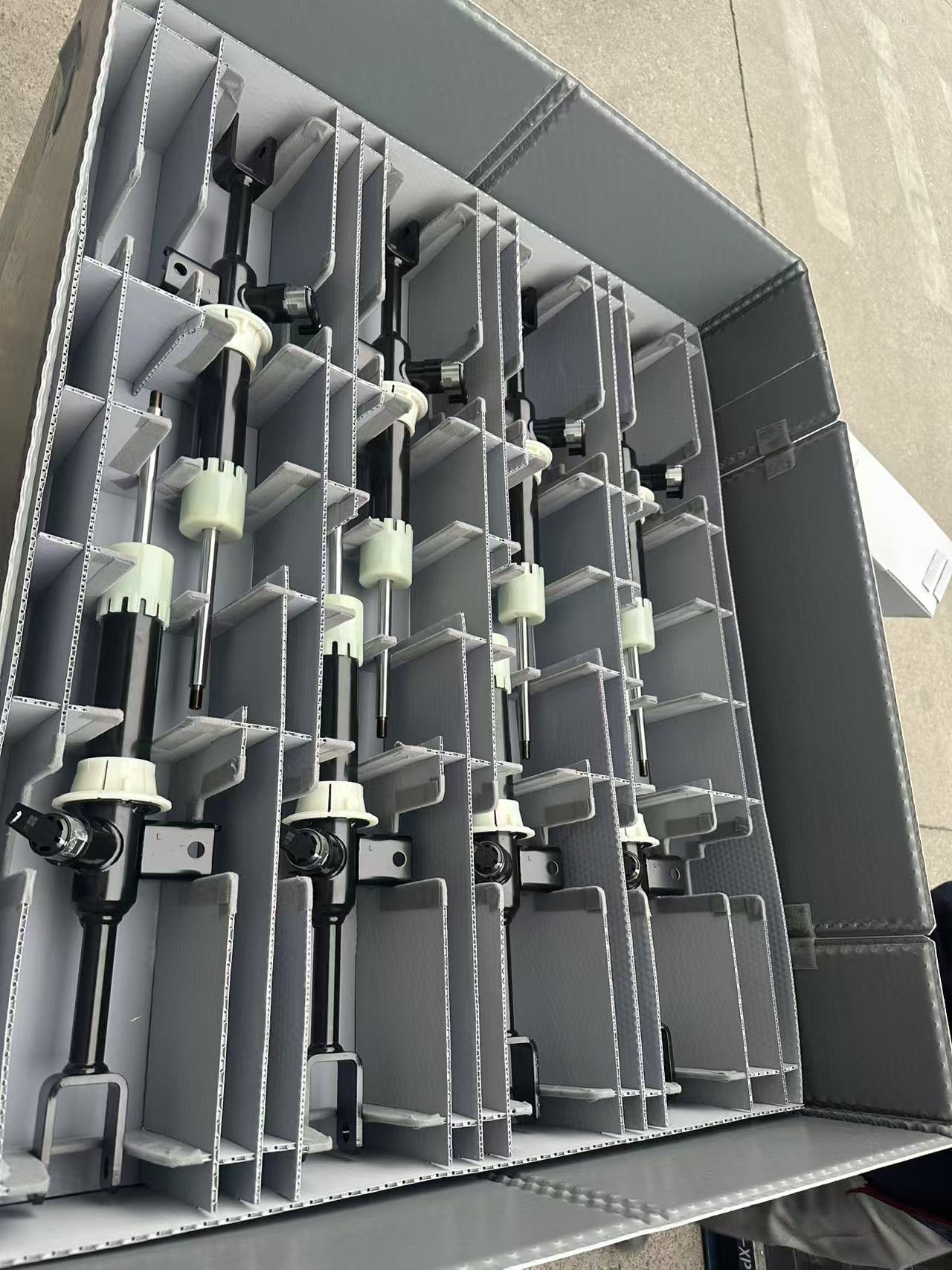 Boîte à coaming haute performance - protège vos pièces automobiles premium contre les dommages